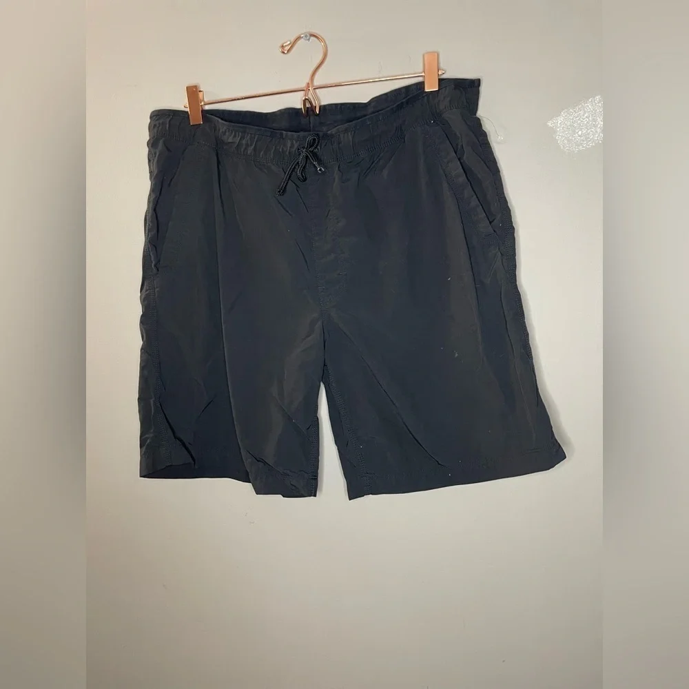 North Face men’s Black Casual Shorts Size L